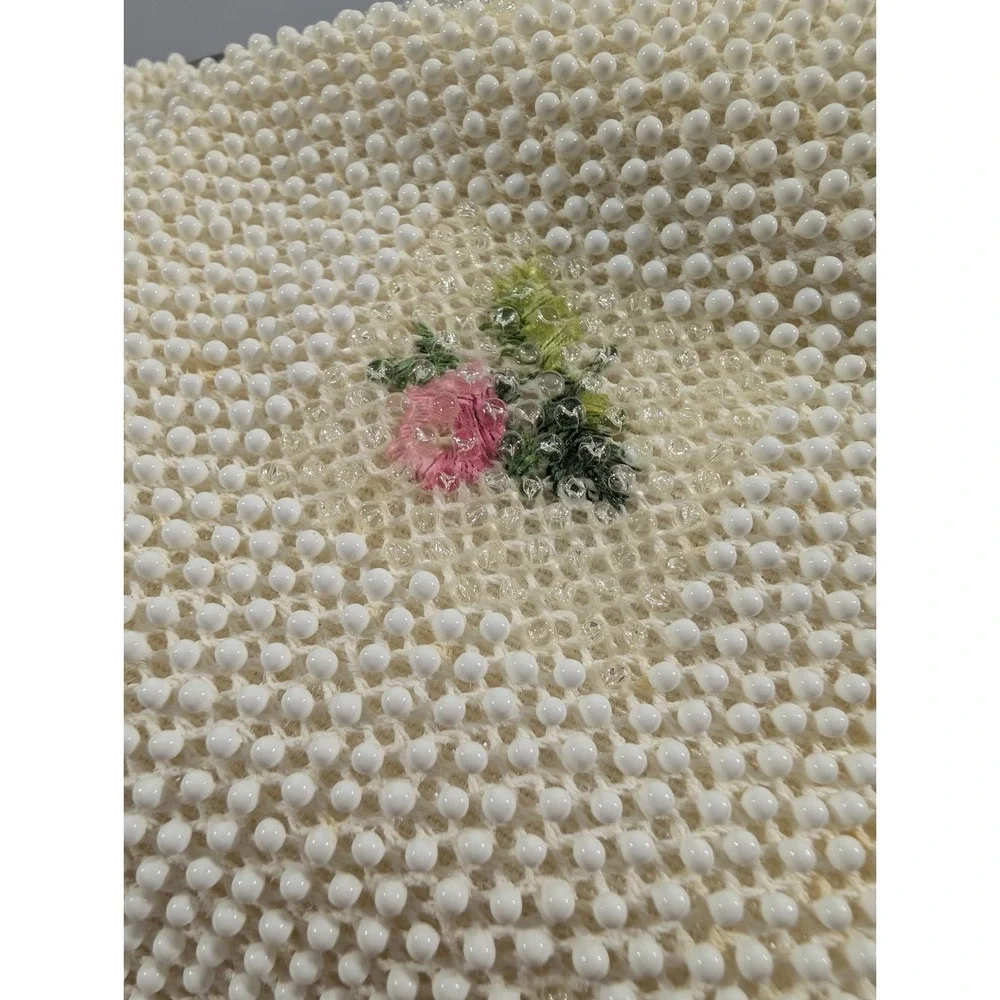 Vtg 1950s Lumured Corde Petite Bead Pink Rose Flower Purse Kiss Lock Mid Century